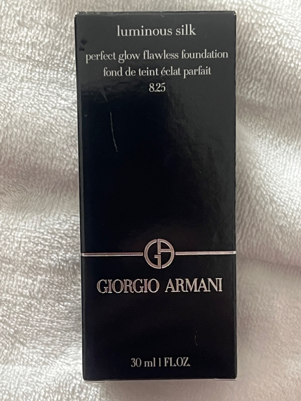 Giorgio Armani Luminous Silk Foundation - orginal formula- shade 8.25